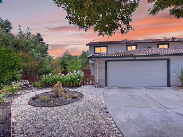 584 Mission Pl, Danville, CA 94526