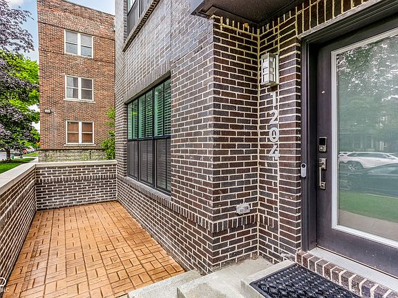 5th image of 1204 Alabama St