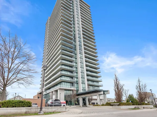 100 John St, Brampton, ON