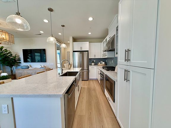 Living Room & Kitchen