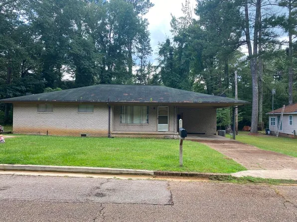 1006 Kingsley Dr, Tupelo, MS 38804