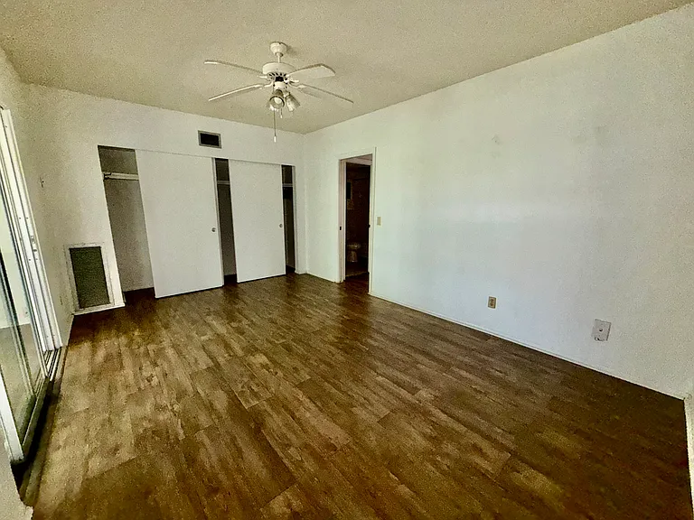Bedroom alt view