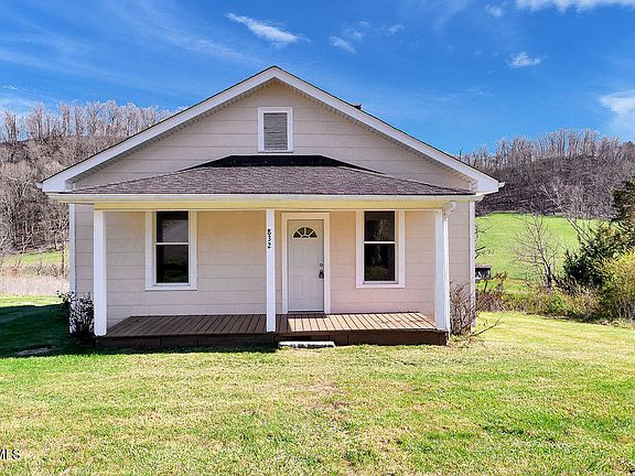 2nd image of 832 Stanley Valley Rd