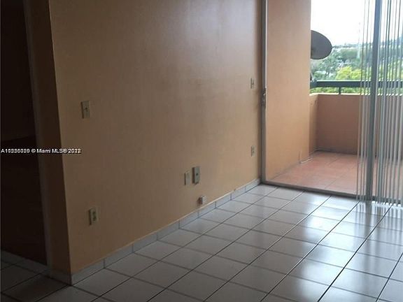 2nd image of 802 NW 87th Ave APT 517