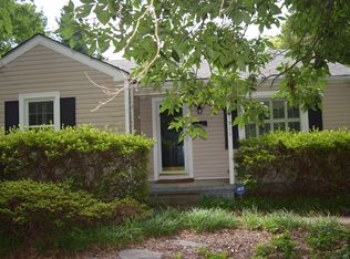 1911 Independence Rd, Greensboro, NC 27408