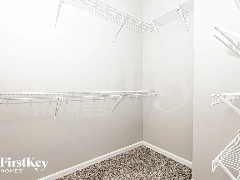 120 Summit Point Dr — Photo 10