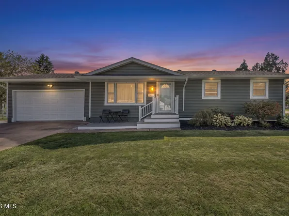 3811 Hoffman Dr, Sandusky, OH 44870