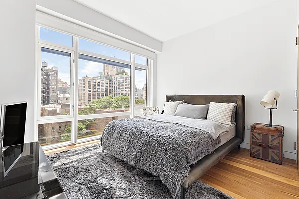 Sold by Compass | media 4