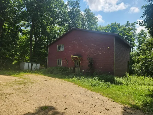 N8890 200th St, Spring Valley, WI 54767