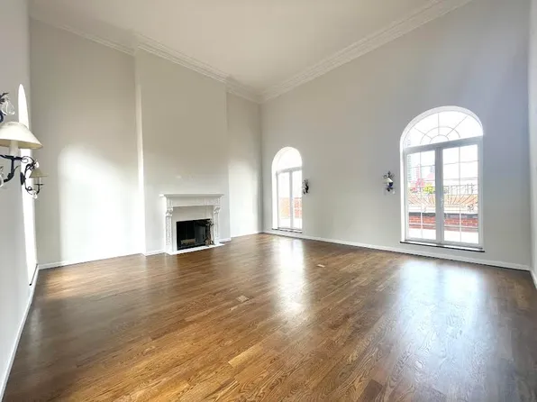 340 East 57th Street image 1 of 28