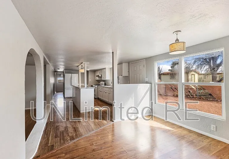 3460 E Colorado Dr — Photo 8