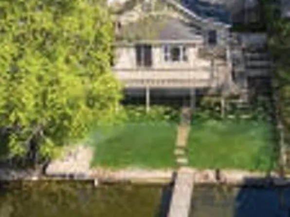 W351N5305 Road C, Oconomowoc, WI 53066