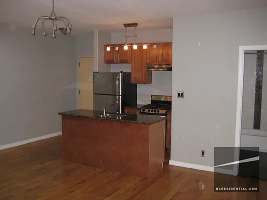 Rented by Highline Residential | media 25