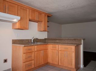 10582 Topanga Dr, Oakland, CA
