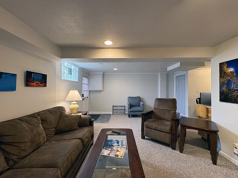 1537 King St #1 — Photo 2