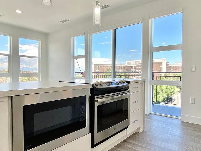 3500 S Corona St #504 — Photo 5