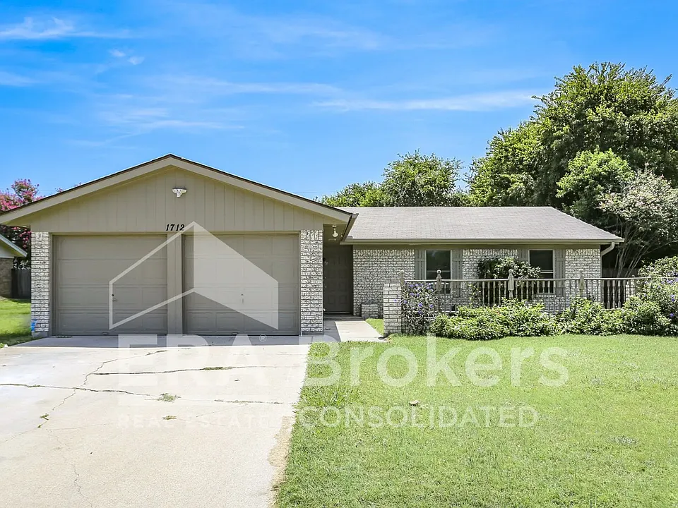 1712 Sherman Dr