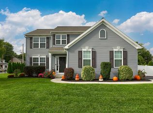 3 Summerlyn Dr, Ephrata, PA 17522
