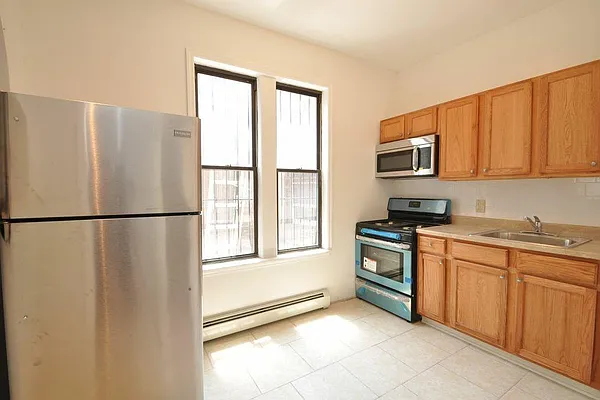 Rented by Corcoran | media 18