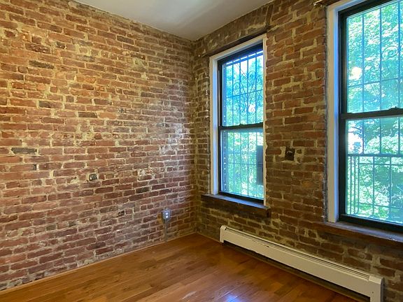 4th image of 225 Rogers Ave #4