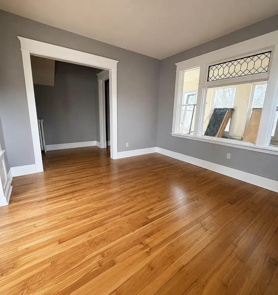 3 bed, 1100 sqft, $1,650 — Photo 2