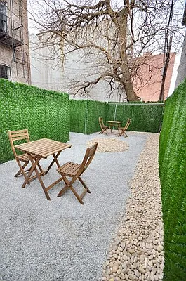 Rented by Swythe, Inc. | media 12