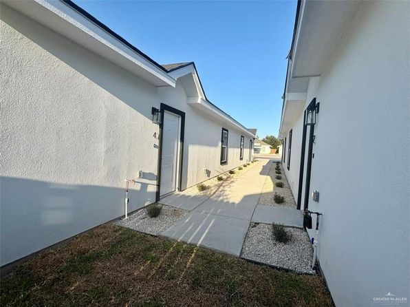 1413 S Yankton St APT 1