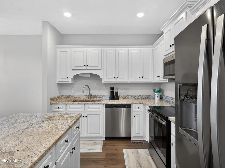 107 Willow Run — Photo 16