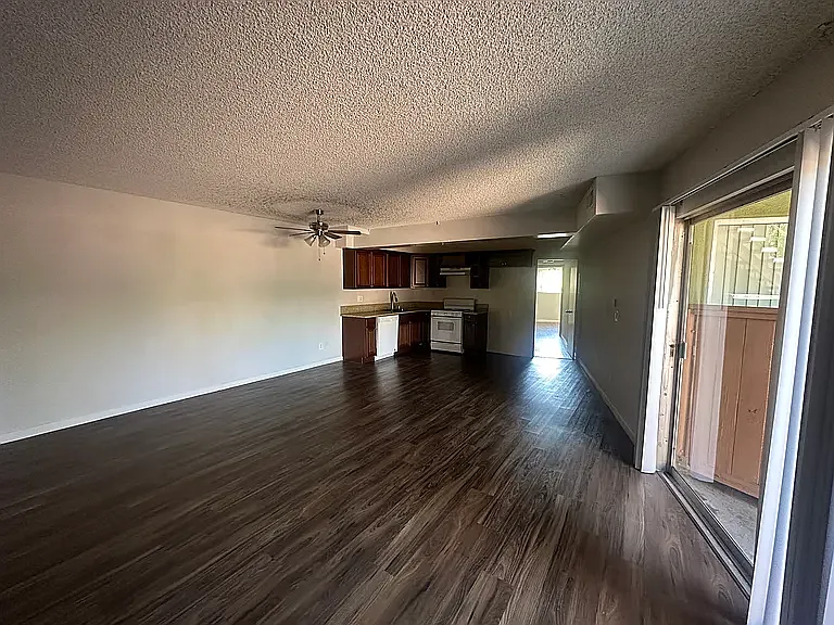 6430 Shirley Ave — Photo 4