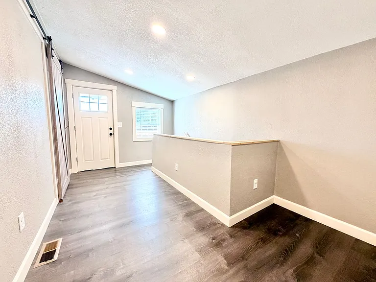 10107 SE Harold St — Photo 16