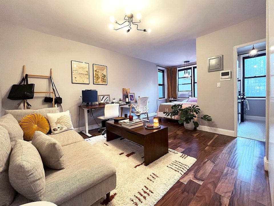 1st image of 242 E 38th St APT 4A