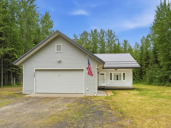 1445 Itta Dr, North Pole, AK 99705