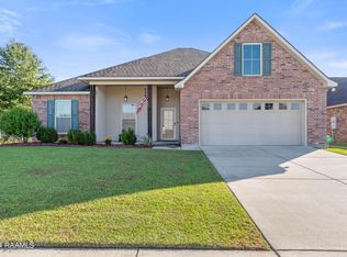 101 Emerald Down Dr, Lafayette, LA 70507