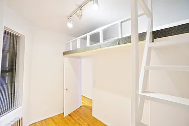 Rented by Best Apartments North Inc