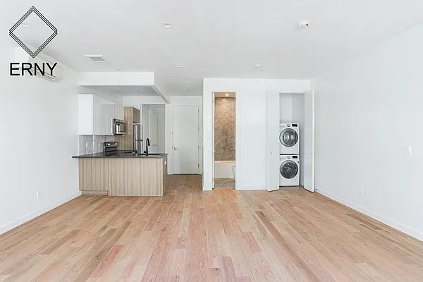 Rented by ERNY LLC | media 11