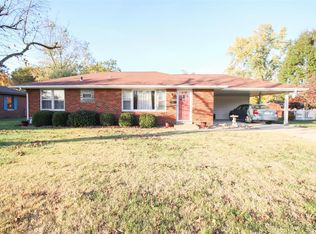 2525 Pontoon Rd, Granite City, IL 62040