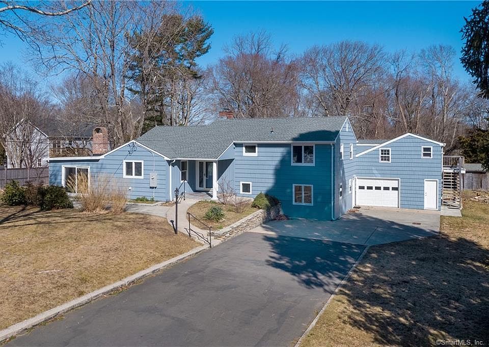 15 Old Black Point Rd, Niantic, CT 06357 Zillow