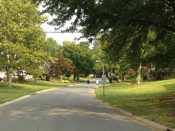 5th image of 16302 Pond Meadow Ln