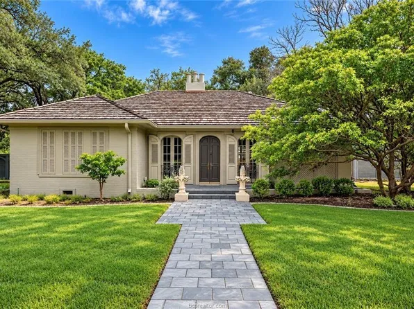 612 S Hutchins St, Bryan, TX 77803