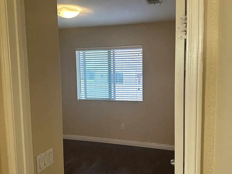 2890 Peppertree Way — Photo 7
