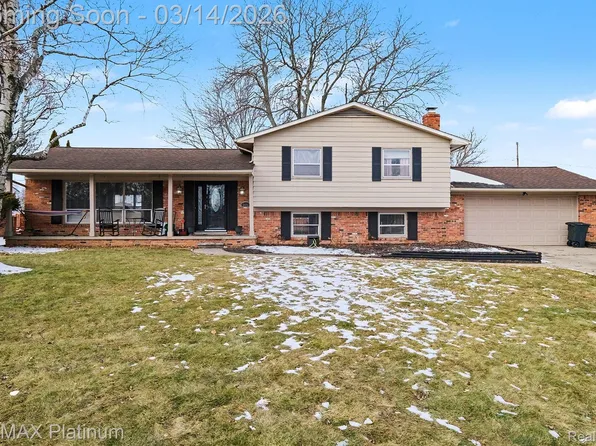 6426 Rustic Ridge Trl, Grand Blanc, MI 48439