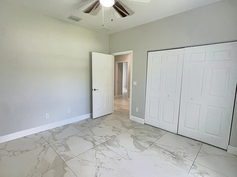 413 Martin Ave — Photo 10