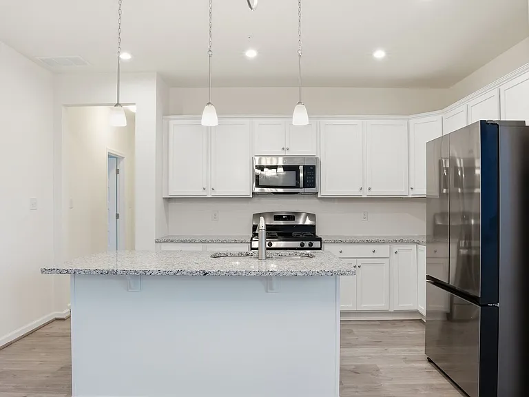 1521 Redoubt Rd #3B — Photo 5