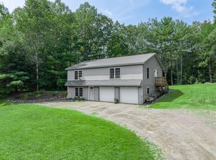 29 Lower Dedham Rd, Holden, ME 04429