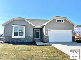 1042 Oregon Parks Ave, Oregon, WI 53575