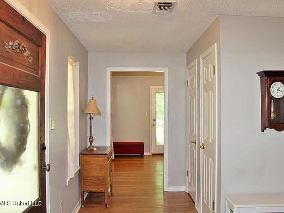 3rd image of 254 Dozier Rogers Rd