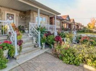 149 Lambton Ave, Toronto, ON M6N 2T1