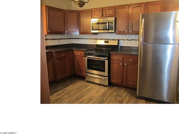 3rd image of 2685 Euclid Heights Blvd APT 1