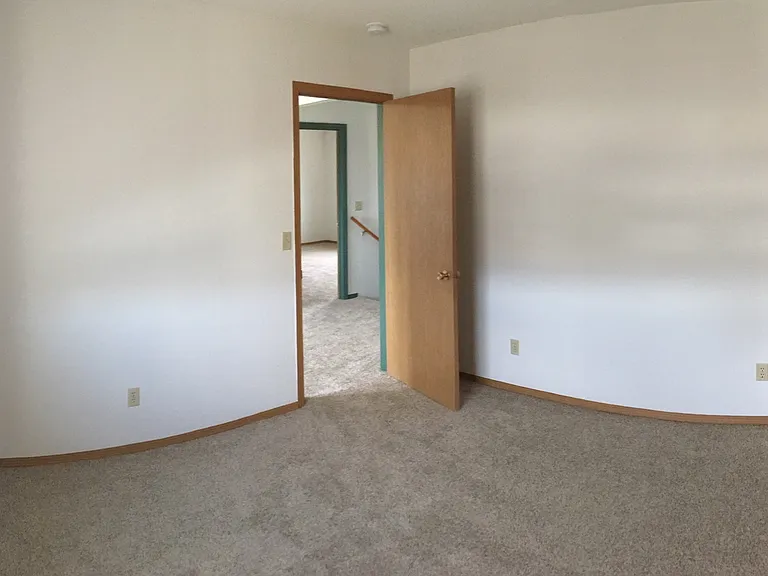 916 Montana St #918 — Photo 15