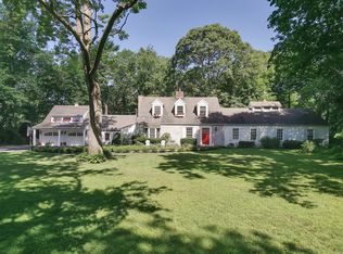 65 Fruitledge Rd, Brookville, NY 11545